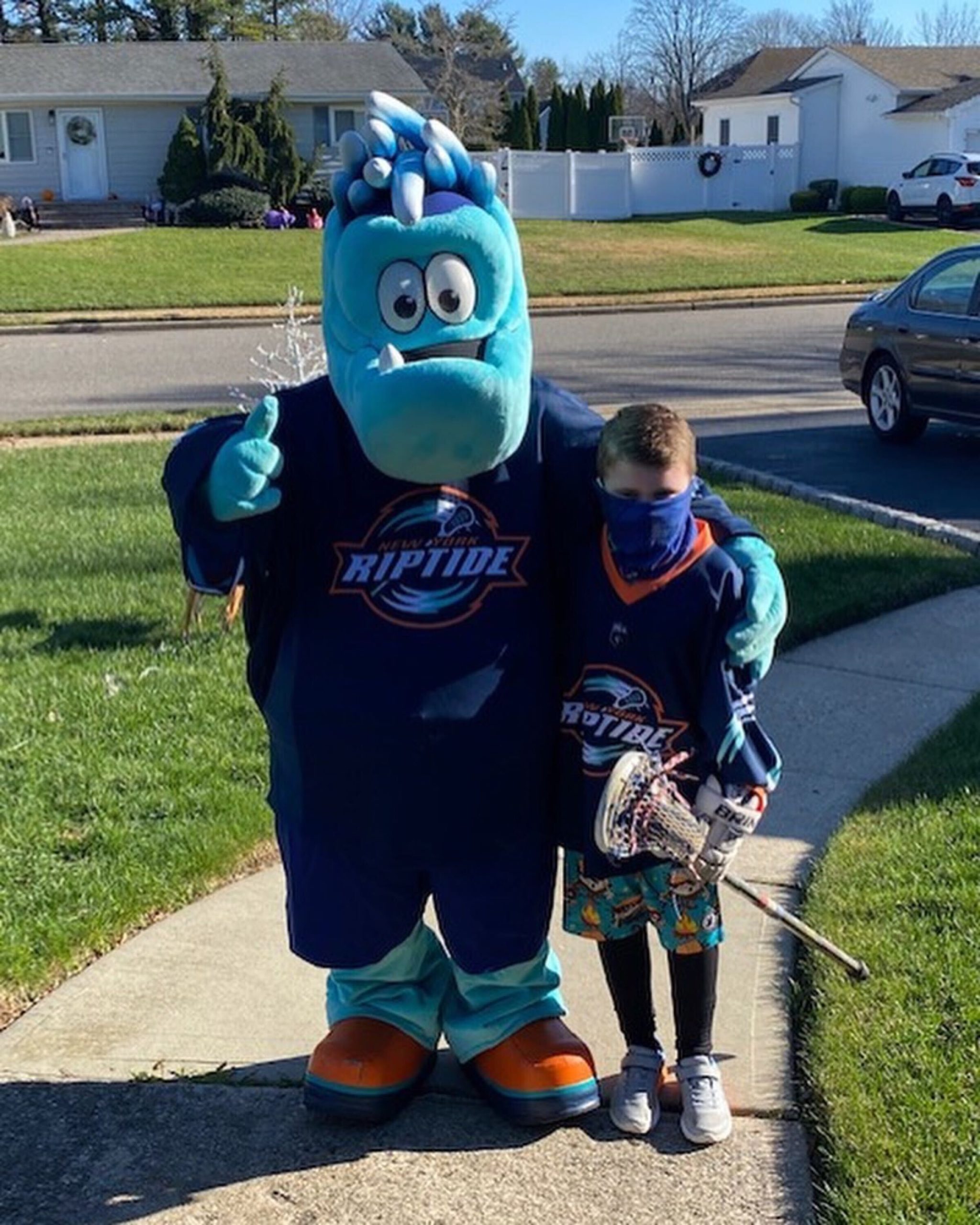 The Warm Up: Riptide Super Fan Chase - NLL